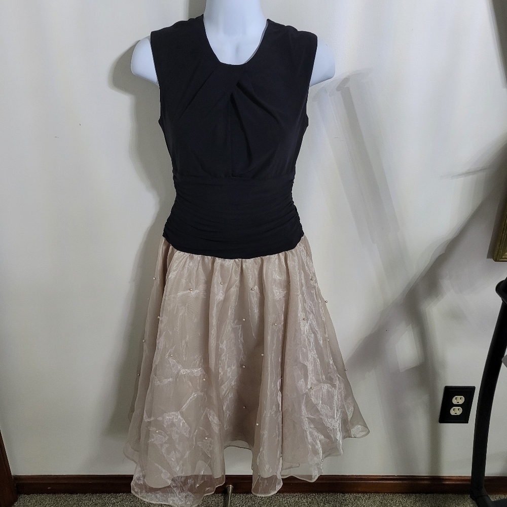 SLNY Party Dress Womens Sz 2 Black Jersey Top w/Pearl Trimmed Organza Skirt